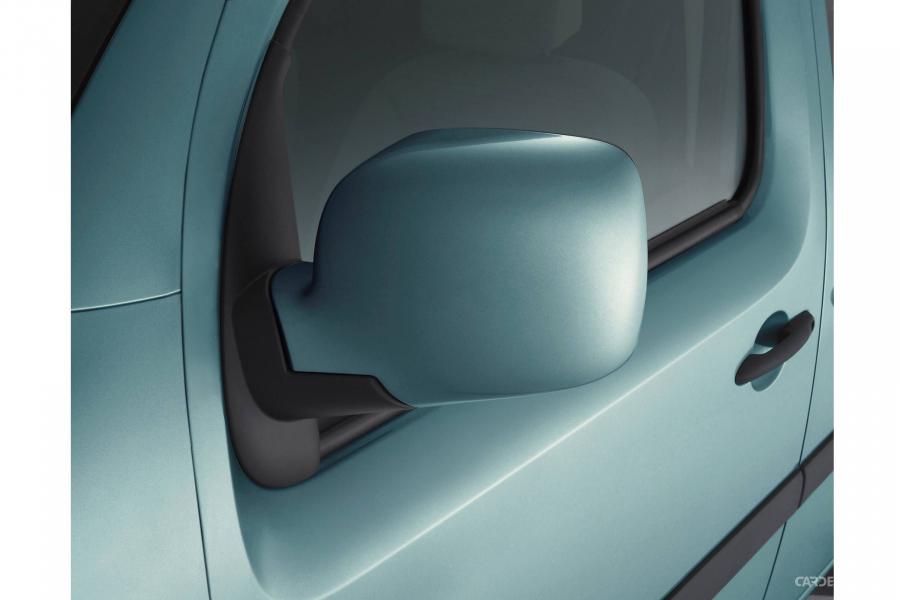  Renault Kangoo 2008 года  (фото 38 из 59)